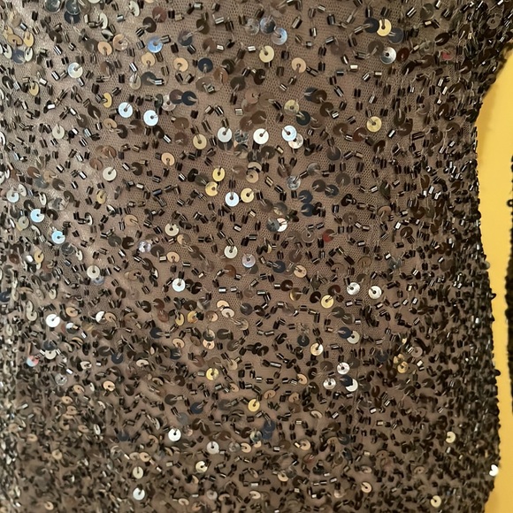 Formal Dress - Picture 3 of 5